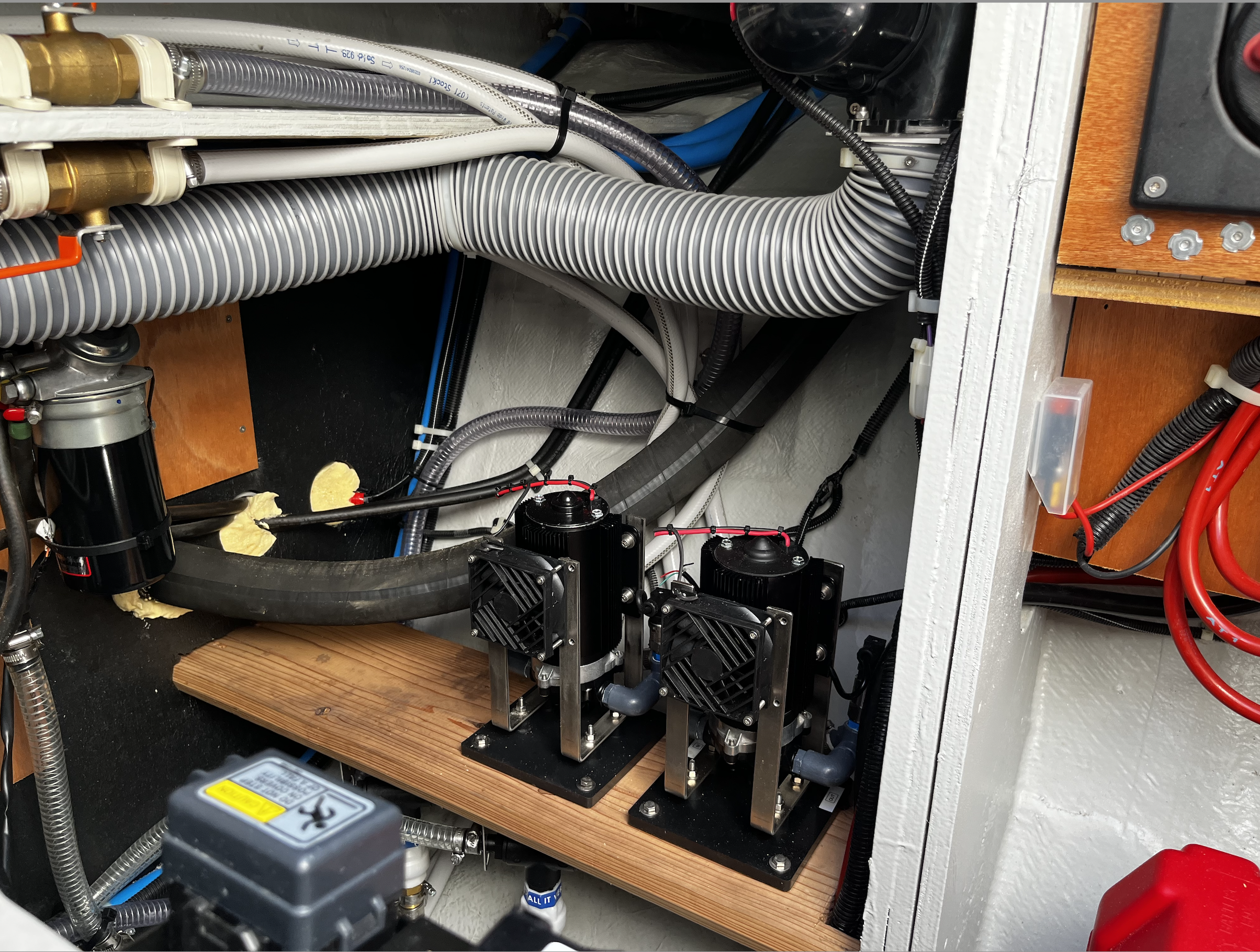 海水淡水化装置、船用造水機、小型、DCバッテリー稼働、省エネ、小型海水淡水化装置240612006