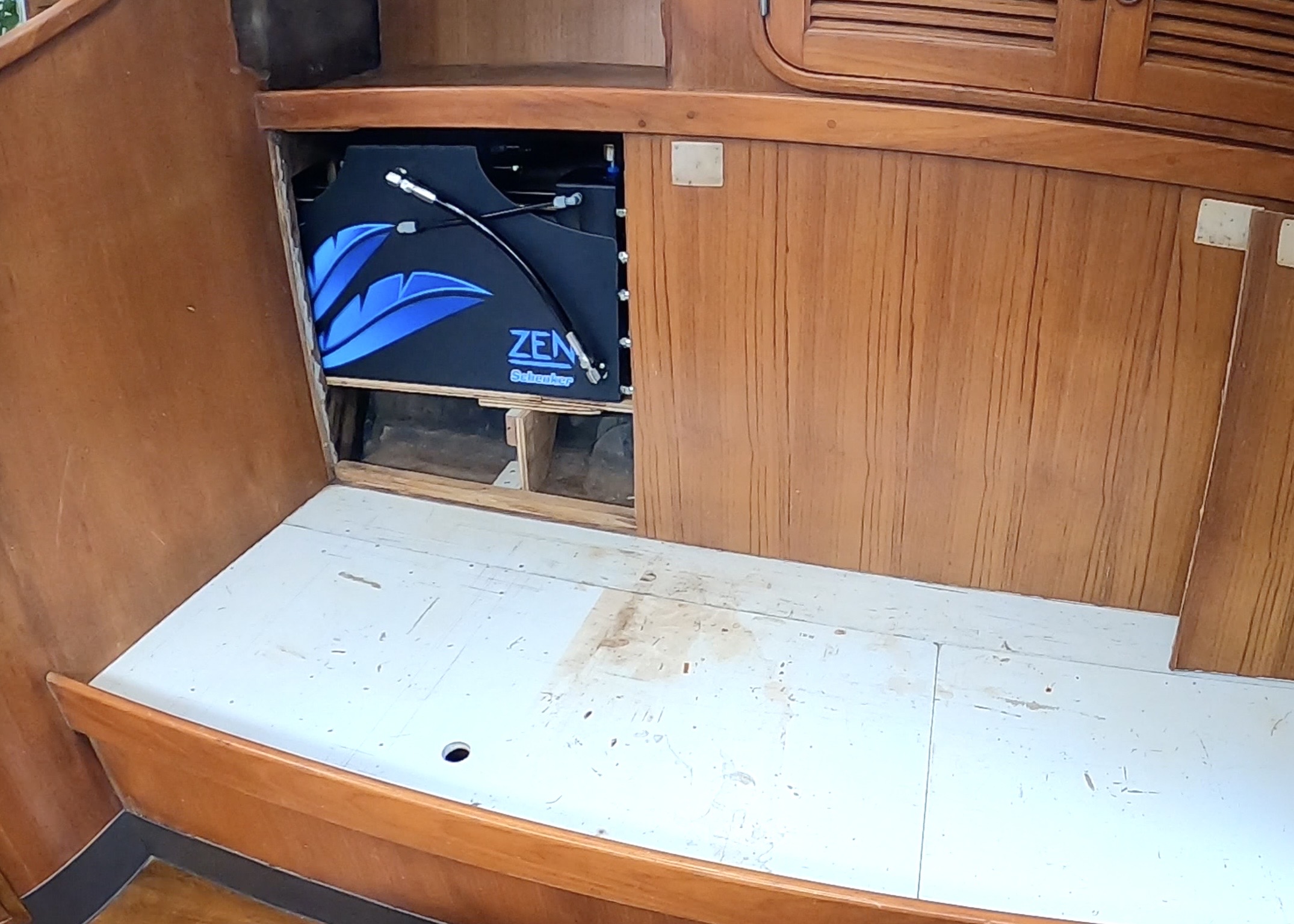 海水淡水化装置、船用造水機、小型、DCバッテリー稼働、省エネ、小型海水淡水化装置24110610